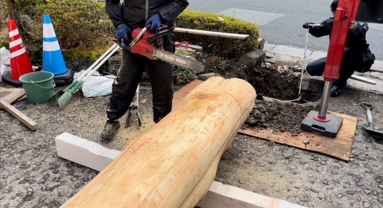 つなぎ温泉四季亭　門柱